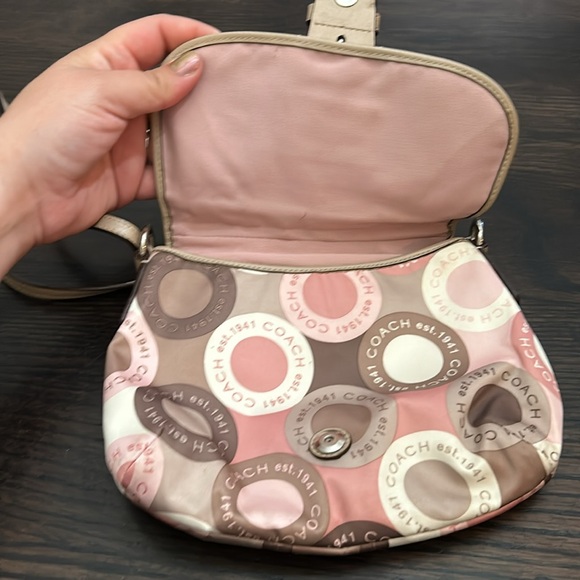 Coach Snaphead Soho Signature crossbody scarf print - Picture 8 of 14